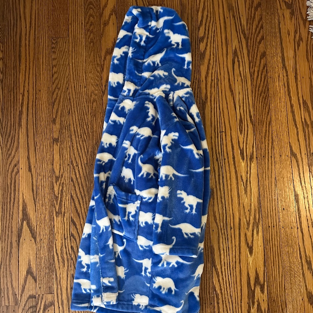 Hatley Dino Fleece Robe Age 6-7 - Retail $68